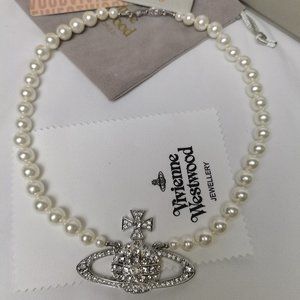 Vivienne Westwood Large Bas Relief Pearl